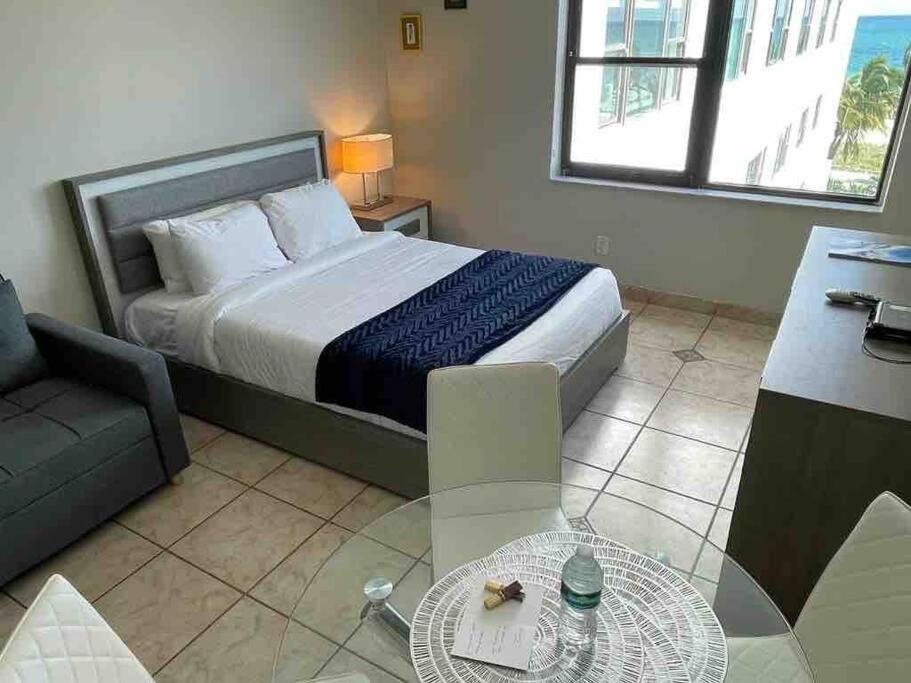 Ferienwohnung Chic Ocean Front Studio! Miami Beach Exterior foto